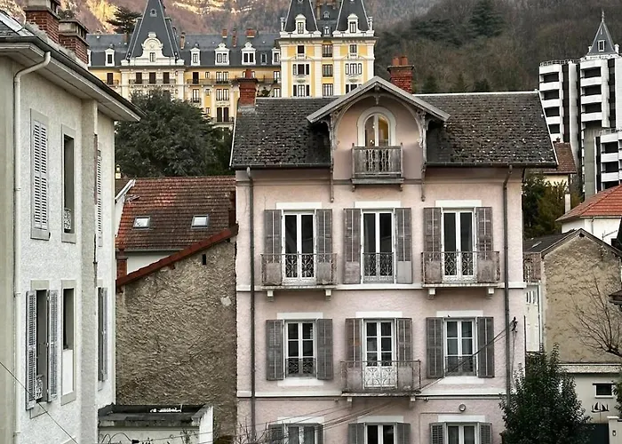 Spacieux Et Lumineux